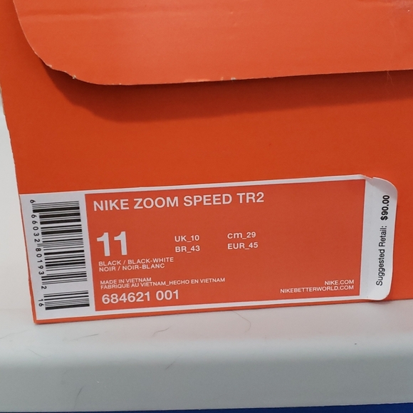 Nike - Picture 3 of 3